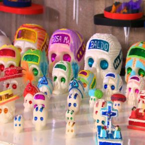 TALLER DE CALAVERITAS DE AZÚCAR Y CHOCOLATE