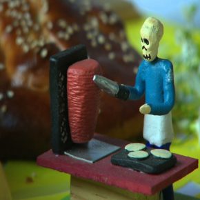 OFRENDA CON EDMUNDO ESCAMILLA Y PAN DE MUERTO CON YURI GORTARI