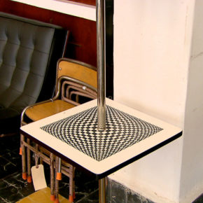 DÉCADA MUEBLES VINTAGE