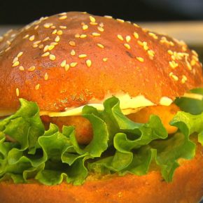 HAMBURGUESAS EL CABALLO DE TROYA RACING