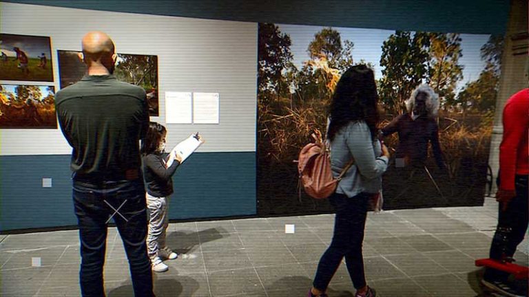 DETRÁS DE LOS ANDAMIOSSÓLO LO MARAVILLOSO ES BELLOWORLD PRESS PHOTO 2022